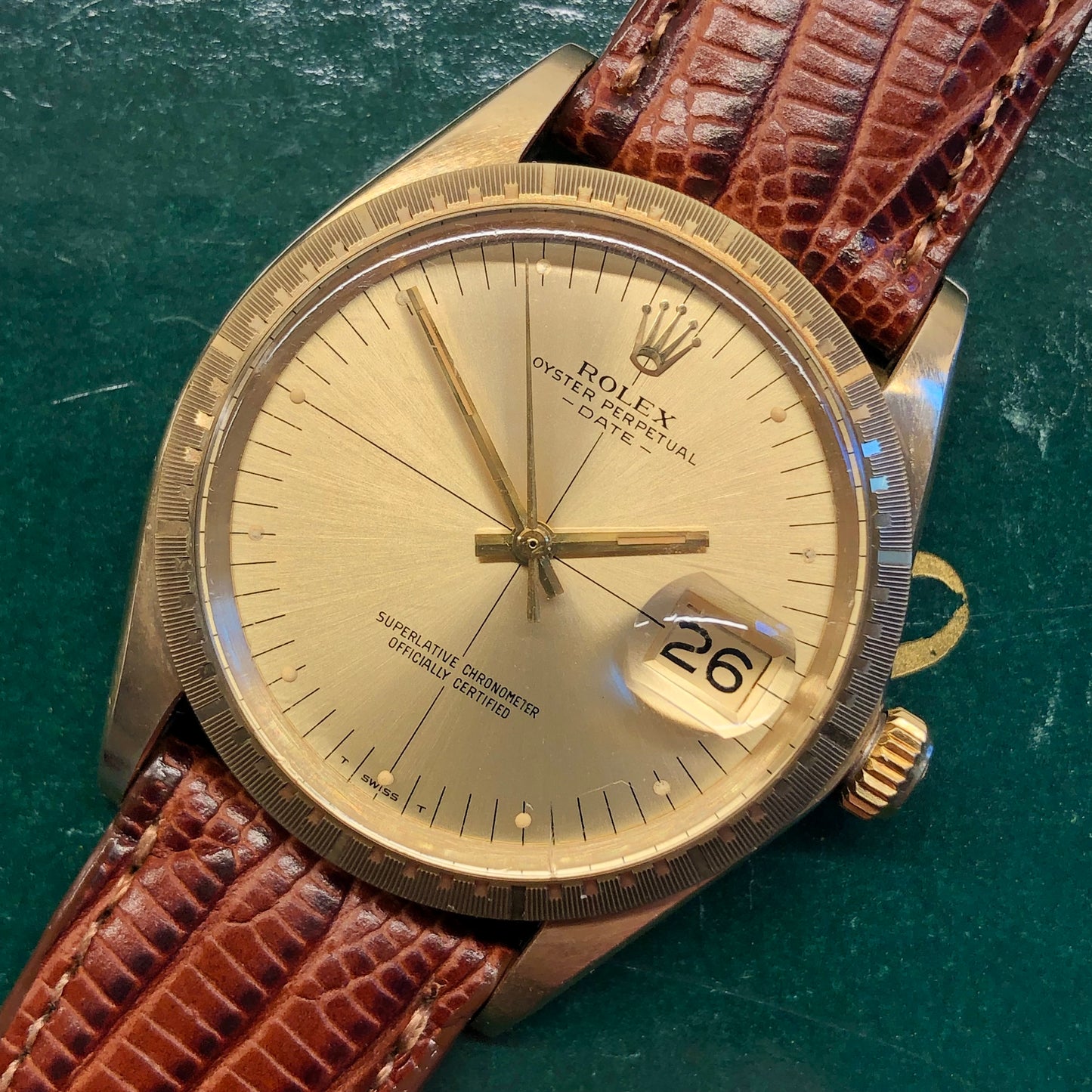 1973 Rolex Date 1512 Zephyr Oyster Perpetual Crosshair 14K Yellow Gold Wristwatch Unpolished