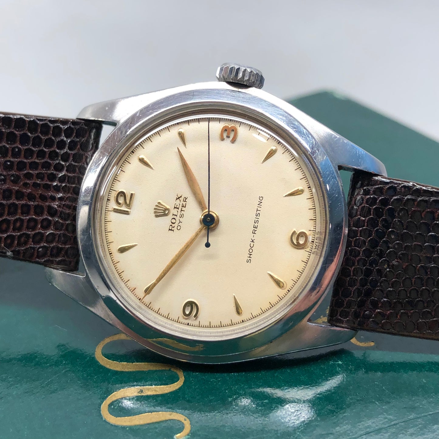 1962 Rolex Oyster 6082 Stainless Steel Shock-Resisting Vintage Wristwatch - HASHTAGWATCHCO