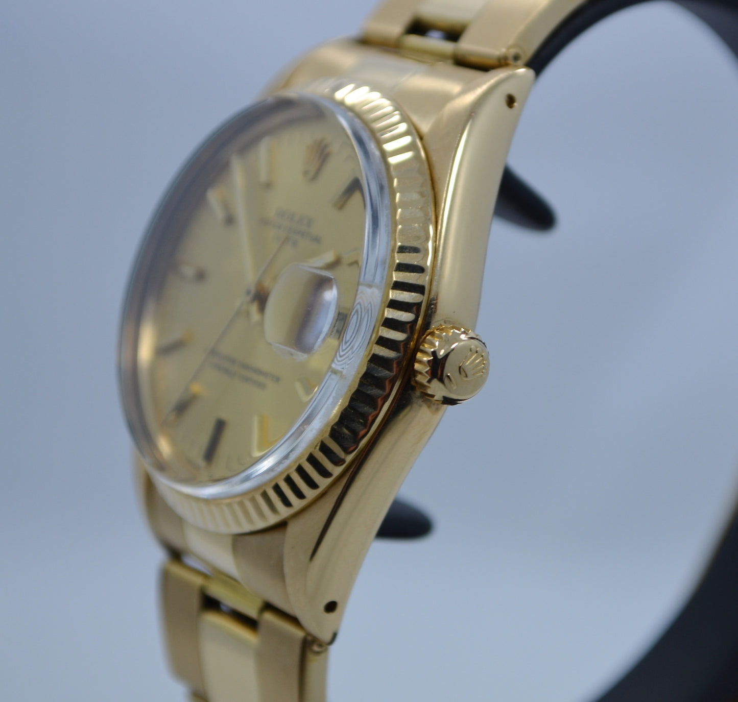 Vintage Rolex 15038 Oyster Perpetual Date 18K Yellow Gold 8.8 Mil 1985 Watch - Hashtag Watch Company