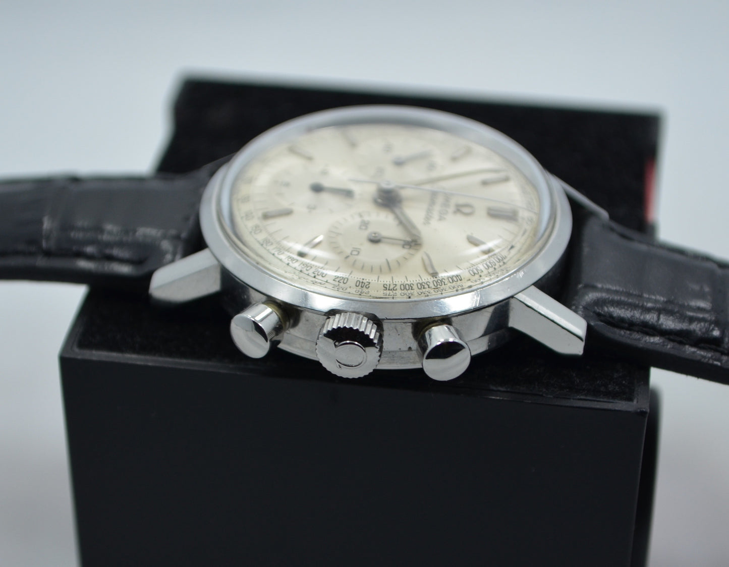 Vintage Omega Seamaster Steel Chronograph Cal. 321 144.005 1967 Watch Box Papers - Hashtag Watch Company